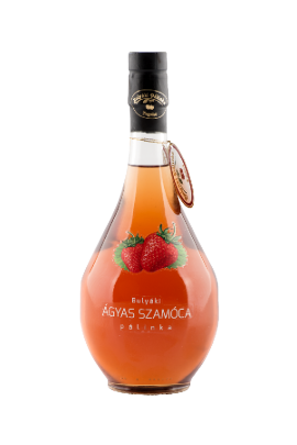 Erdbeeren Pálinka auf dem Bett Erdbeeren Pálinka auf dem Bett